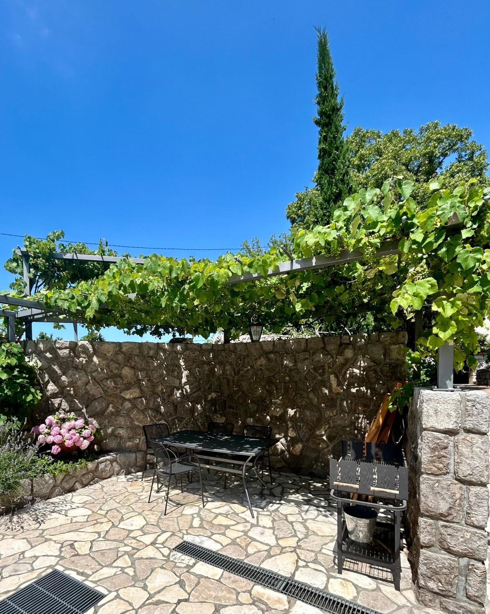 Apartment Barbina Kaštelina Sveti Juraj Bagian luar foto