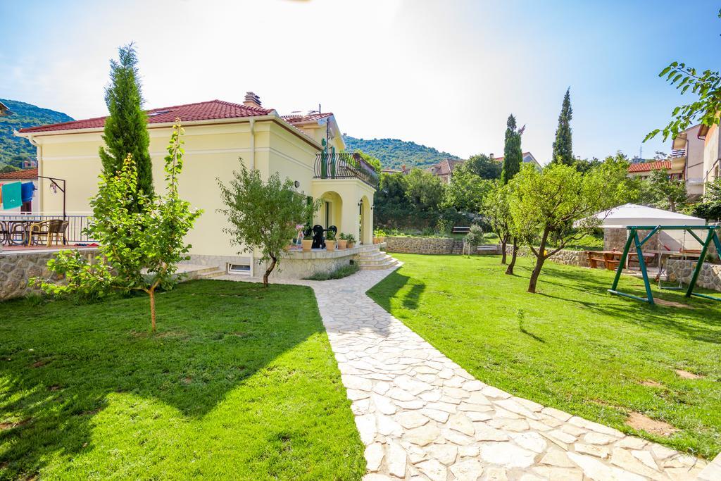 Apartment Barbina Kaštelina Sveti Juraj Bagian luar foto