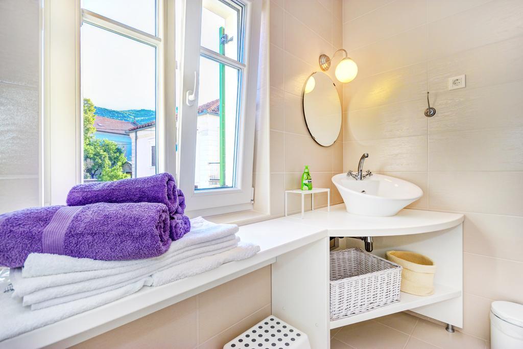 Apartment Barbina Kaštelina Sveti Juraj Ruang foto