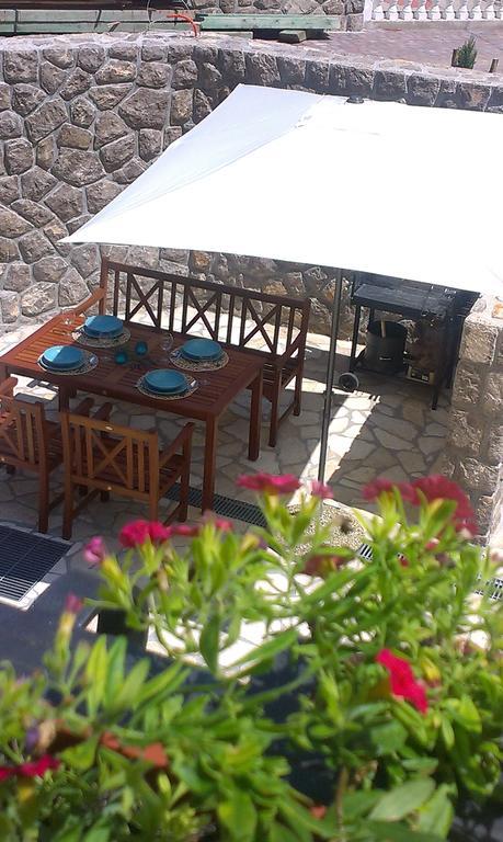 Apartment Barbina Kaštelina Sveti Juraj Bagian luar foto