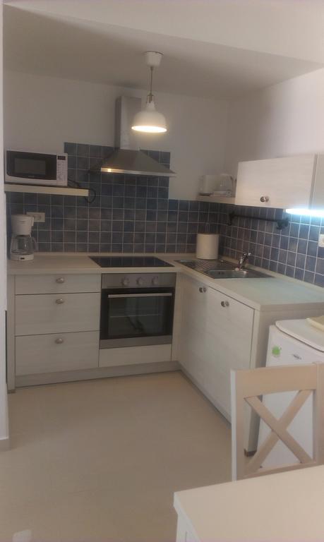Apartment Barbina Kaštelina Sveti Juraj Ruang foto