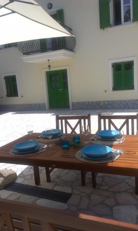 Apartment Barbina Kaštelina Sveti Juraj Ruang foto