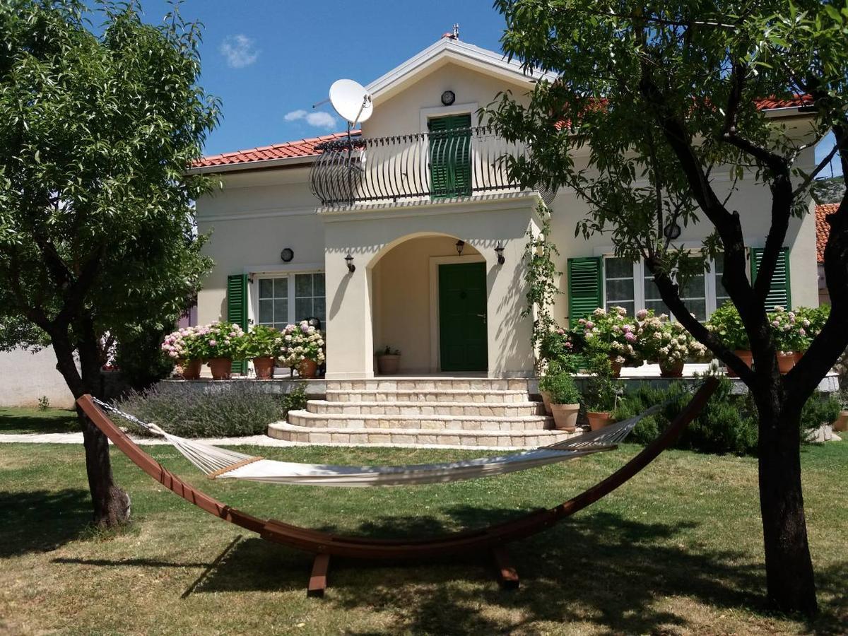 Apartment Barbina Kaštelina Sveti Juraj Bagian luar foto